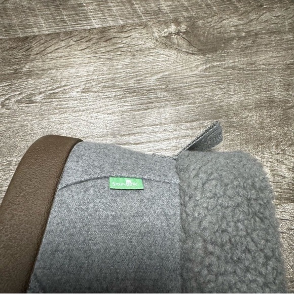 Sanuk Women's Roll-Top Bootie Ankle
Boot Size 9 - Picture 6 of 8